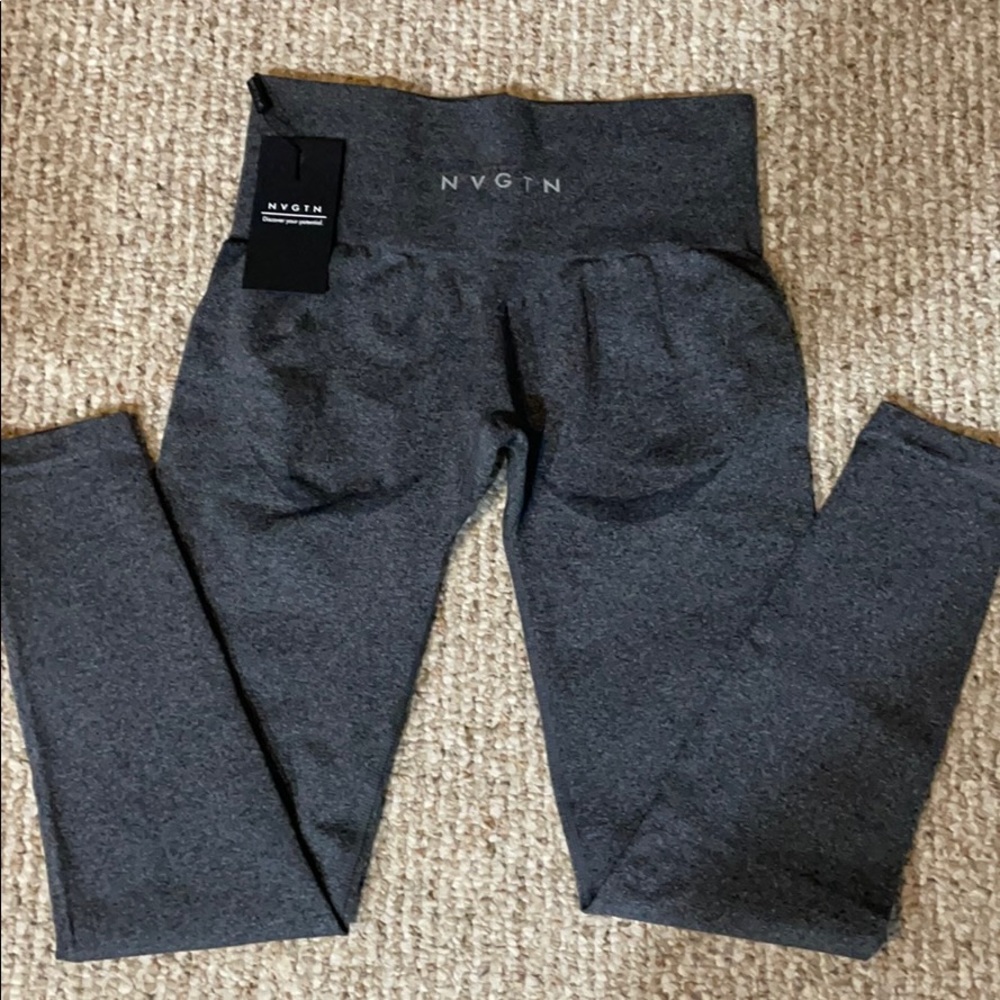 NVGTN Contour Seamless - Speckled Black NWT